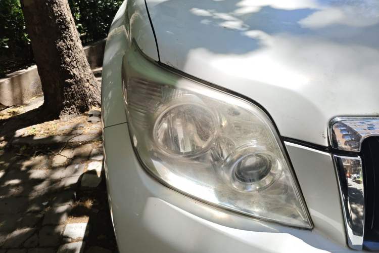Used Toyota Prado 2010 4.0L Automatic TX-L Right Front Headlight