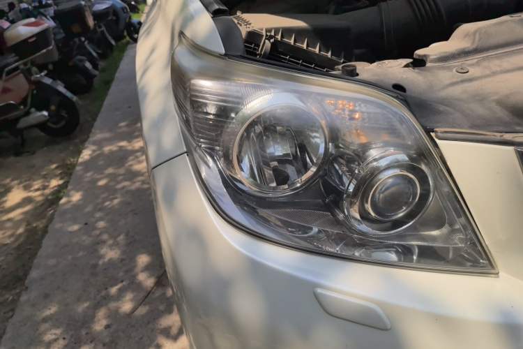 Used Toyota Prado  Right Front Headlight