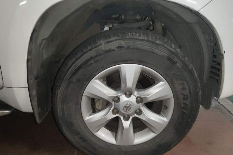Used Toyota Prado 2010 4.0L Automatic TX-L Right Front Wheel Hub