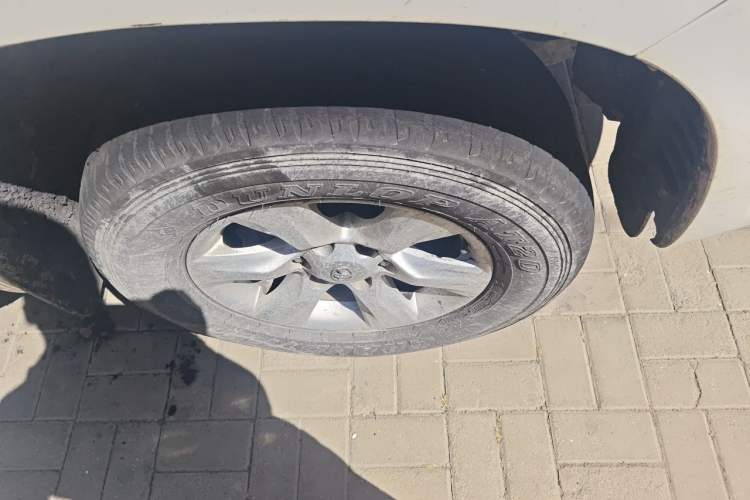 Used Toyota Prado 2010 4.0L Automatic TX-L Right Front Wheel Hub