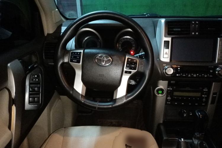 Used Toyota Prado 2010 4.0L Automatic TX Steering Wheel