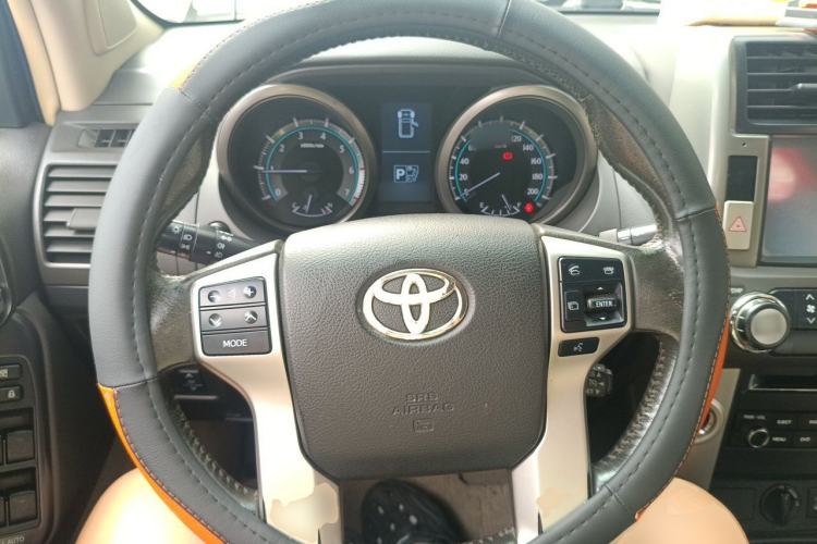 Used Toyota Prado 2010 4.0L Automatic TX-L Steering Wheel