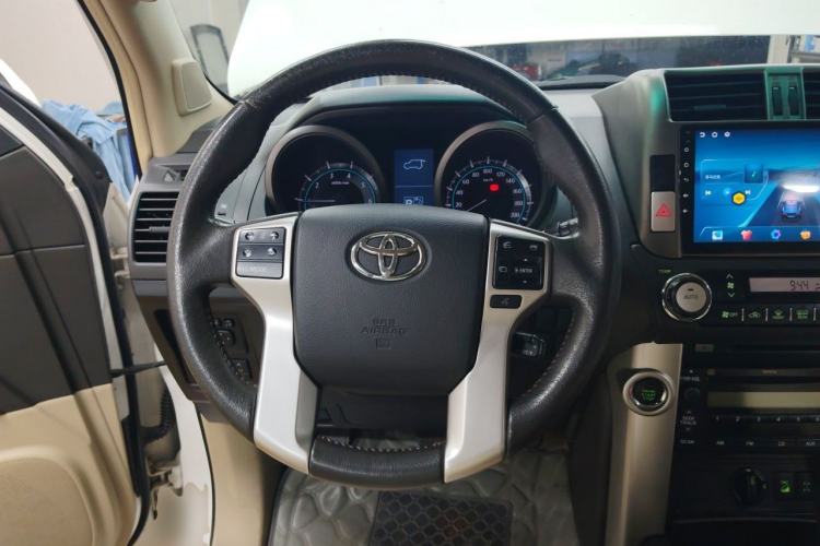 Used Toyota Prado 2010 4.0L Automatic TX-L Steering Wheel