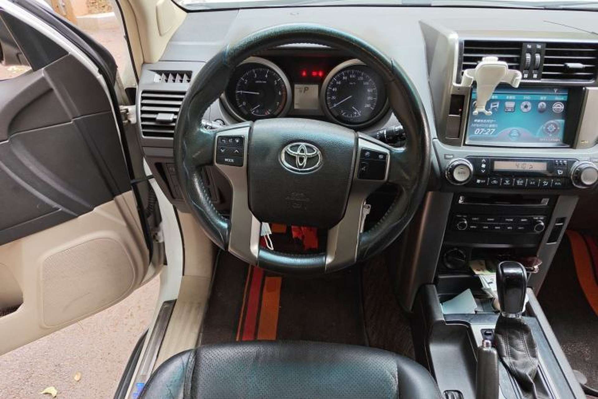 Used Toyota Prado 2010 2.7L Automatic Standard Edition Steering Wheel