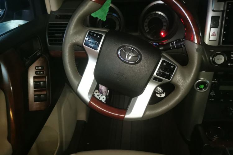 Used Toyota Prado 2010 4.0L Automatic TX Steering Wheel