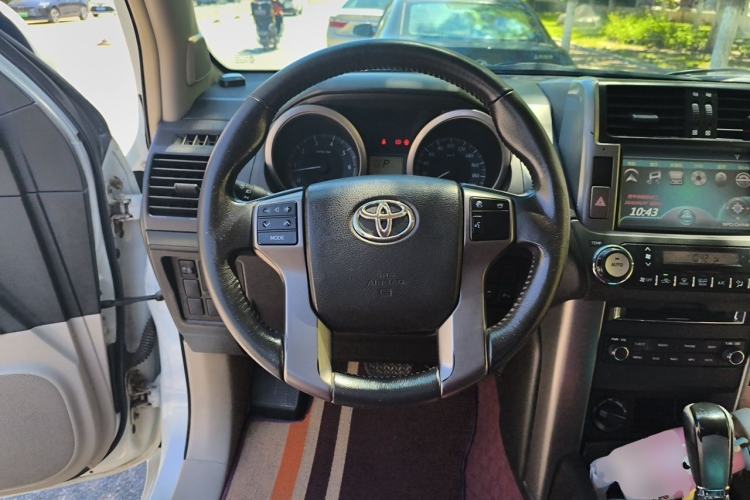 Used Toyota Prado 2010 2.7L Automatic Standard Edition Steering Wheel