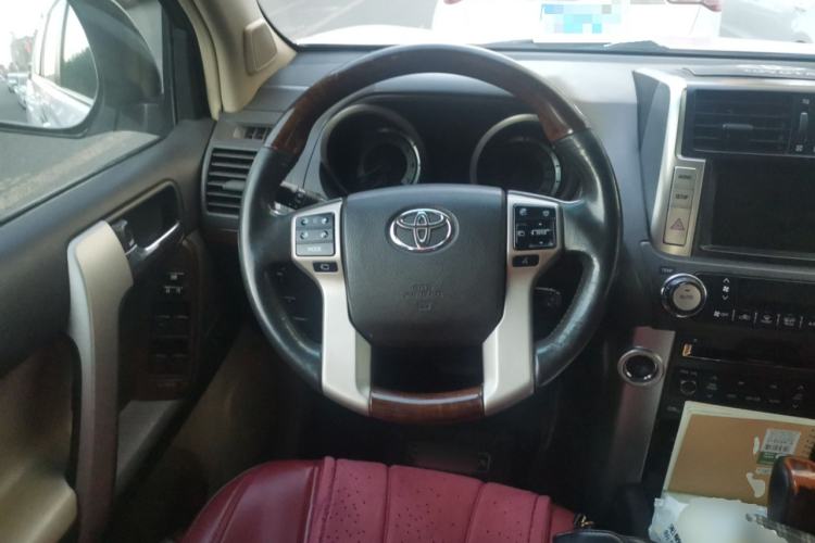 Used Toyota Prado 2010 4.0L Automatic VX NAVI Steering Wheel