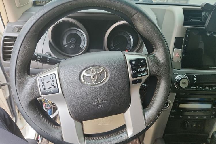 Used Toyota Prado 2010 4.0L Automatic TX-L Steering Wheel