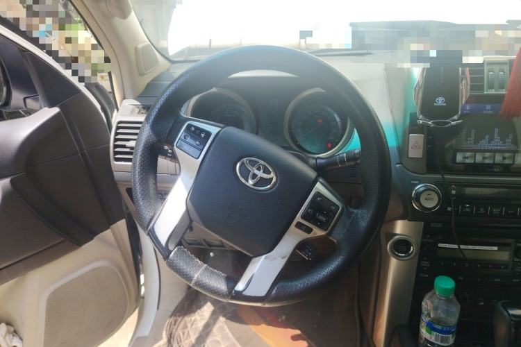 Used Toyota Prado 2010 4.0L Automatic TX-L Steering Wheel