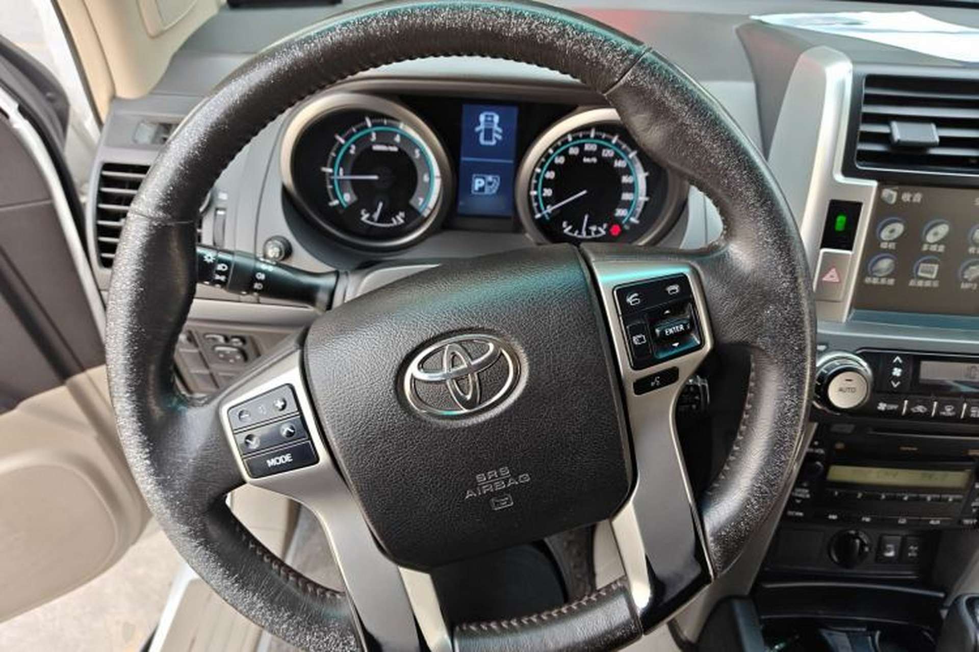 Used Toyota Prado 2010 4.0L Automatic TX-L Steering Wheel