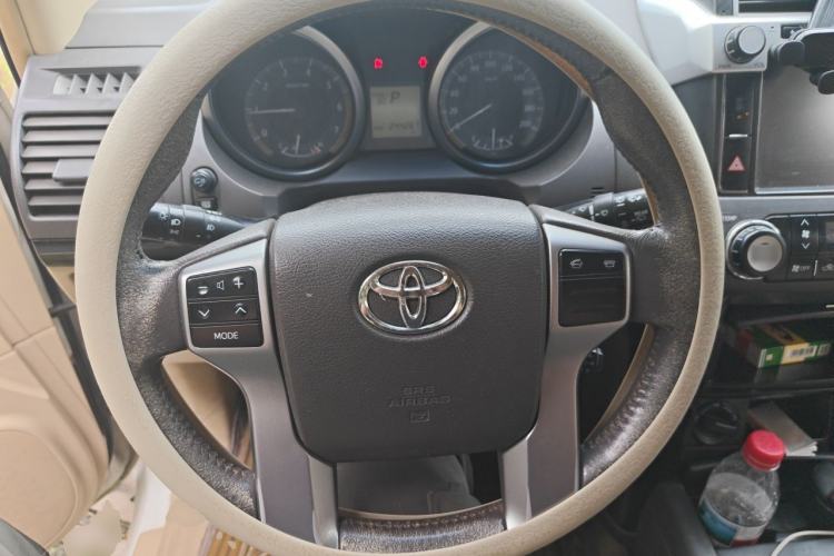 Used Toyota Prado 2010 2.7L Automatic Deluxe Edition Steering Wheel