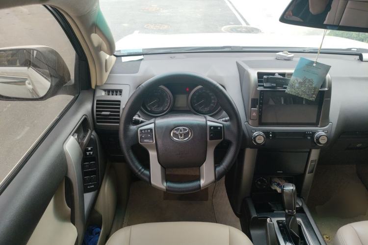 Used Toyota Prado 2010 2.7L Automatic Standard Edition Steering Wheel