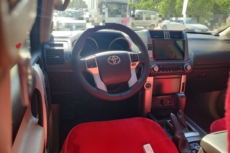 Used Toyota Prado 2010 4.0L Automatic TX-L Steering Wheel