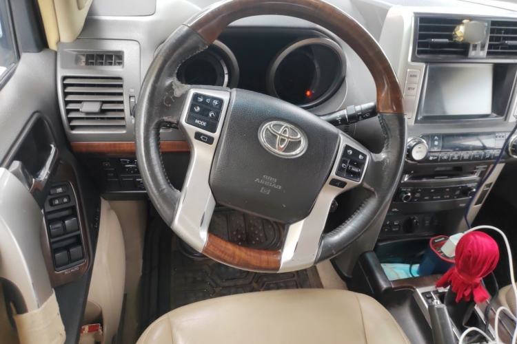 Used Toyota Prado 2010 4.0L Automatic VX NAVI Steering Wheel