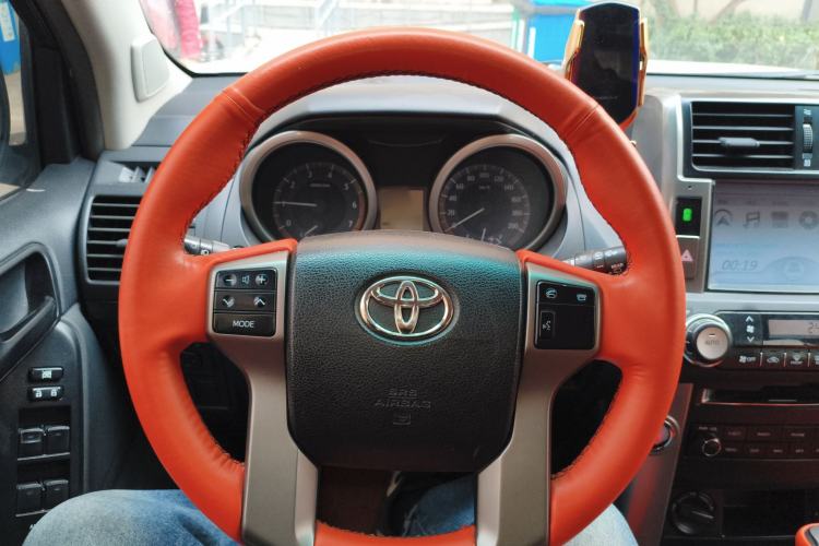 Used Toyota Prado 2010 2.7L Automatic Standard Edition Steering Wheel