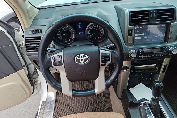 Used Toyota Prado 2010 4.0L Automatic TX-L Steering Wheel
