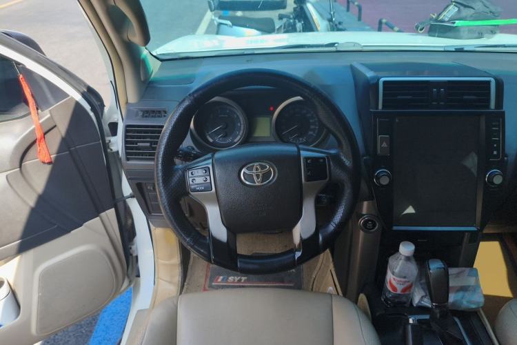 Used Toyota Prado 2010 2.7L Automatic Standard Edition Steering Wheel
