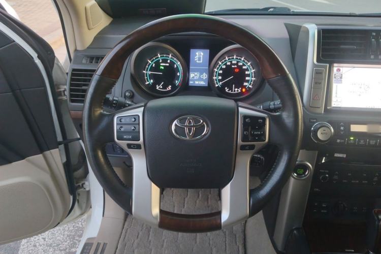 Used Toyota Prado 2010 4.0L Automatic VX NAVI Steering Wheel
