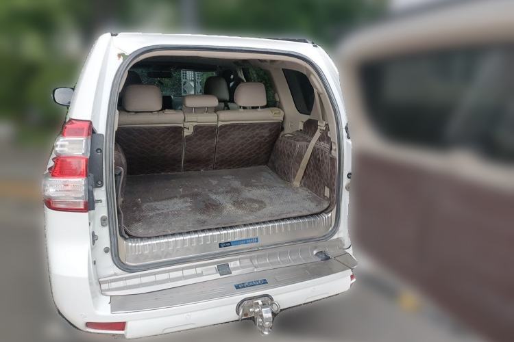 Used Toyota Prado 2010 4.0L Automatic TX-L Trunk