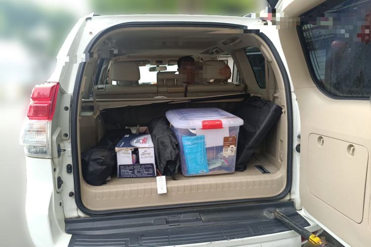 Used Toyota Prado 2010 4.0L Automatic TX-L Trunk