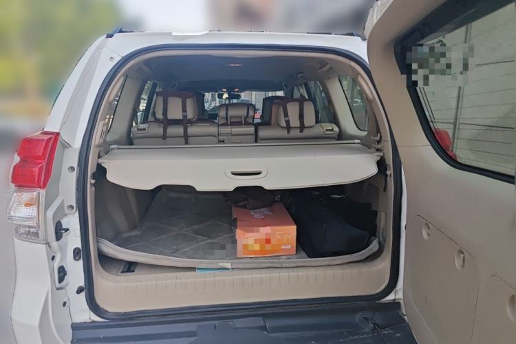 Used Toyota Prado 2010 4.0L Automatic TX-L Trunk