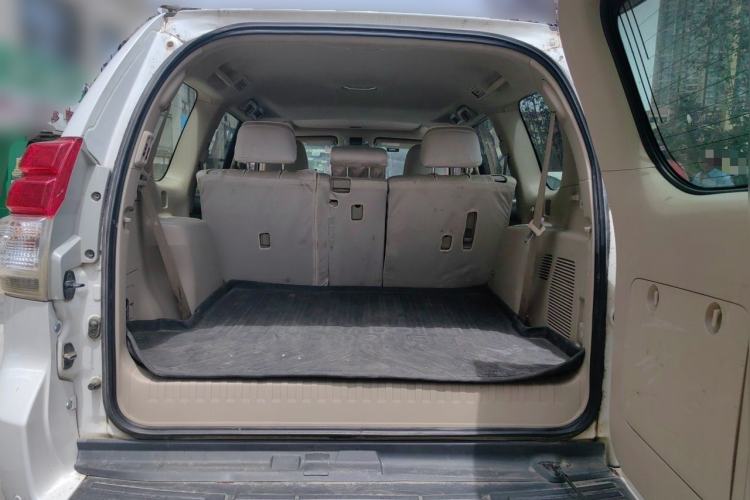Used Toyota Prado 2010 4.0L Automatic TX-L Trunk