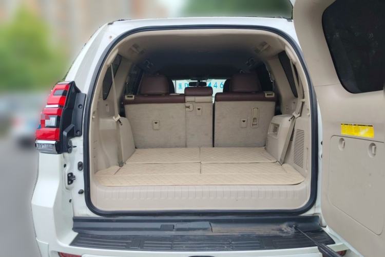 Used Toyota Prado  Trunk