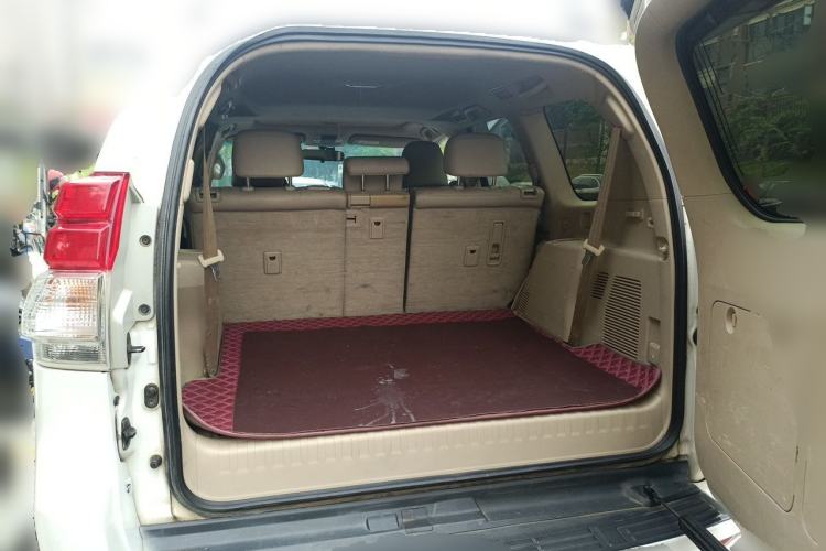 Used Toyota Prado 2010 4.0L Automatic TX-L Trunk