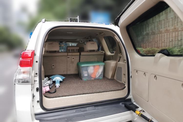 Used Toyota Prado 2010 4.0L Automatic TX-L Trunk