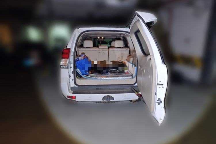 Used Toyota Prado 2010 4.0L Automatic TX-L Trunk