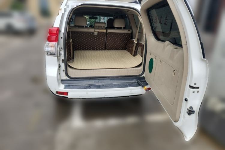 Used Toyota Prado 2010 4.0L Automatic TX-L Trunk