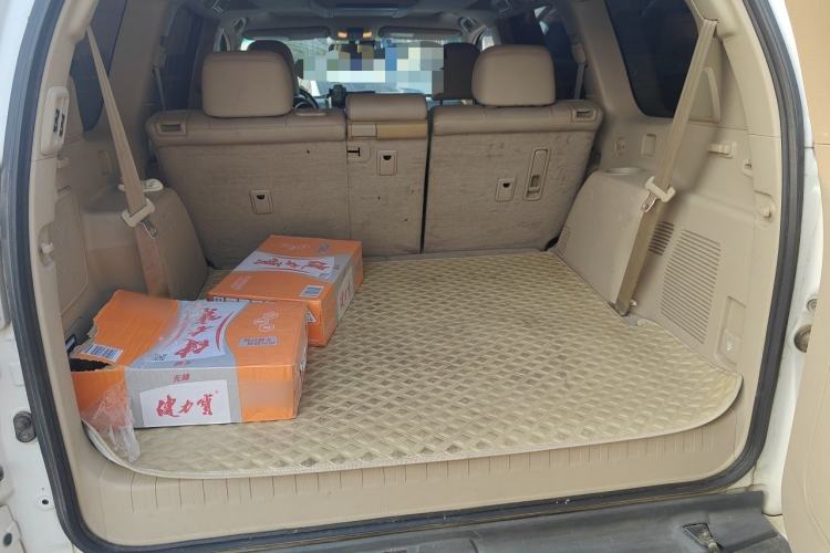 Used Toyota Prado 2010 4.0L Automatic TX-L NAVI Trunk