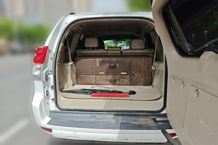 Used Toyota Prado 2010 4.0L Automatic TX-L Trunk