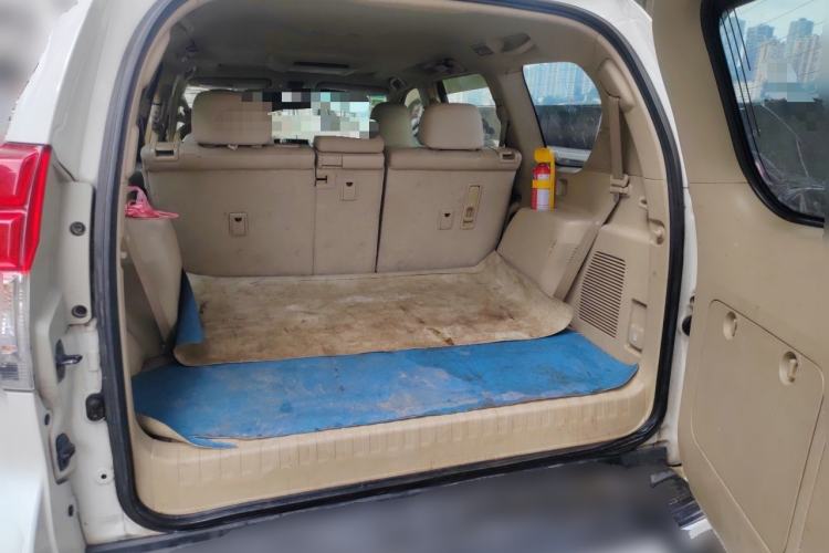 Used Toyota Prado 2010 4.0L Automatic VX NAVI Trunk