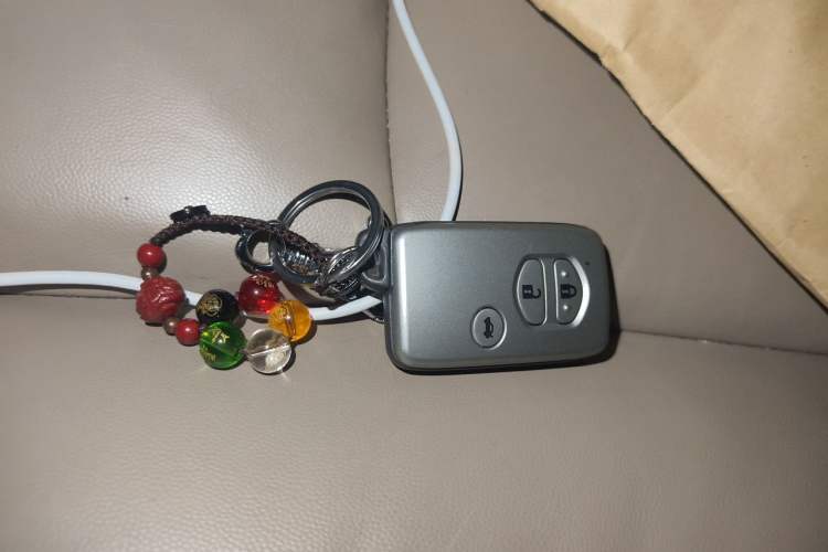 Used Toyota Prado 2010 4.0L Automatic VX NAVI Vehicle Key