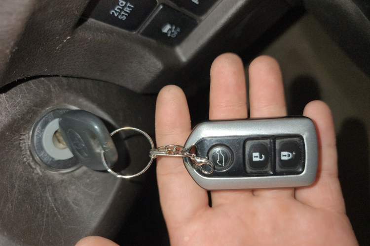Used Toyota Prado 2010 2.7L Automatic Standard Edition Vehicle Key