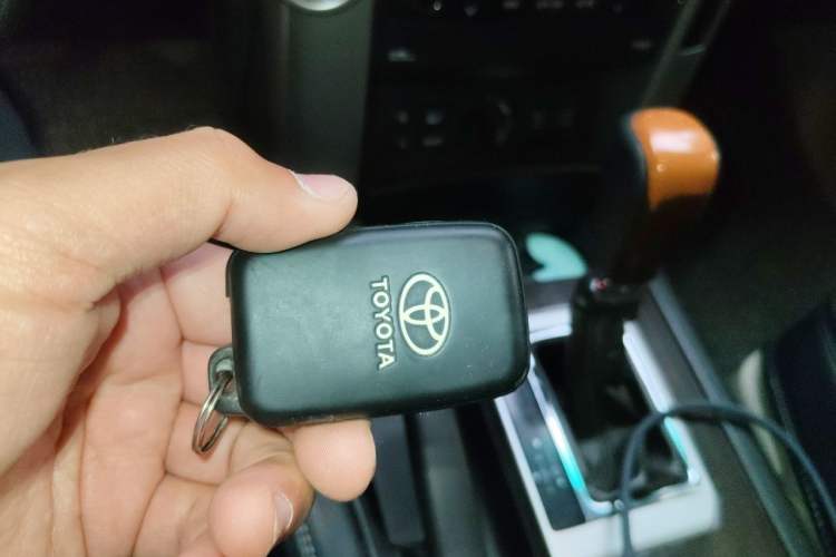 Used Toyota Prado 2010 4.0L Automatic VX NAVI Vehicle Key