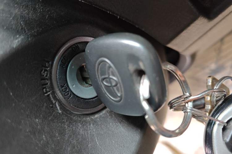 Used Toyota Prado 2010 2.7L Automatic Standard Edition Vehicle Key