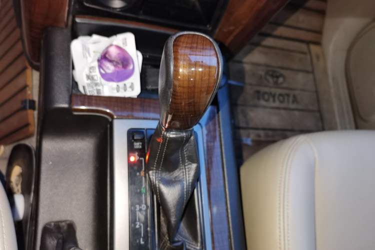 Used Toyota Prado  Gear Lever