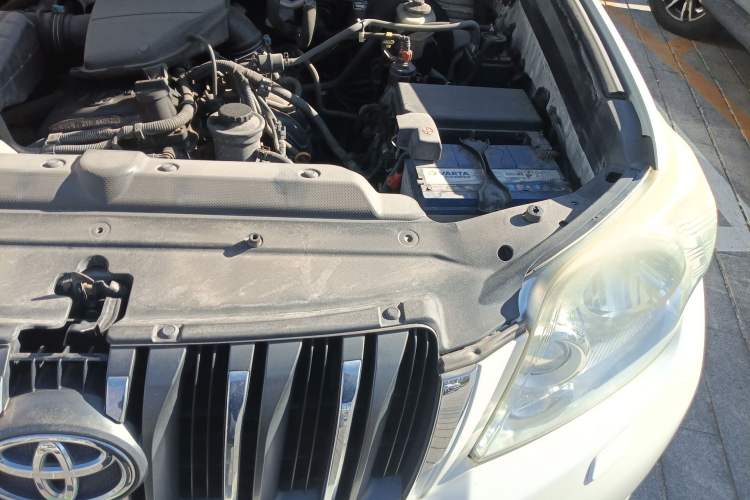 Used Toyota Prado  Engine Bay Left