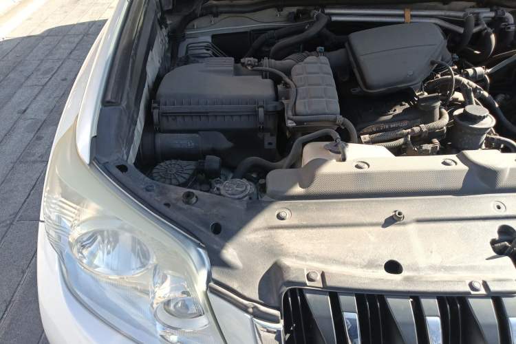 Used Toyota Prado  Engine Bay Right