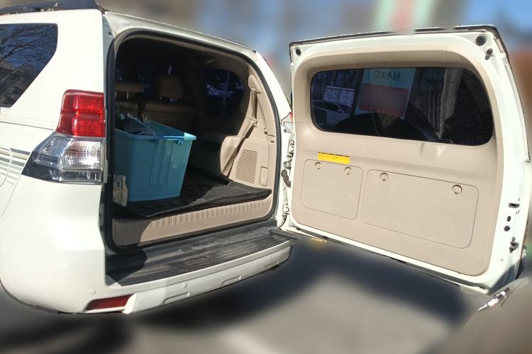 Used Toyota Prado  Trunk