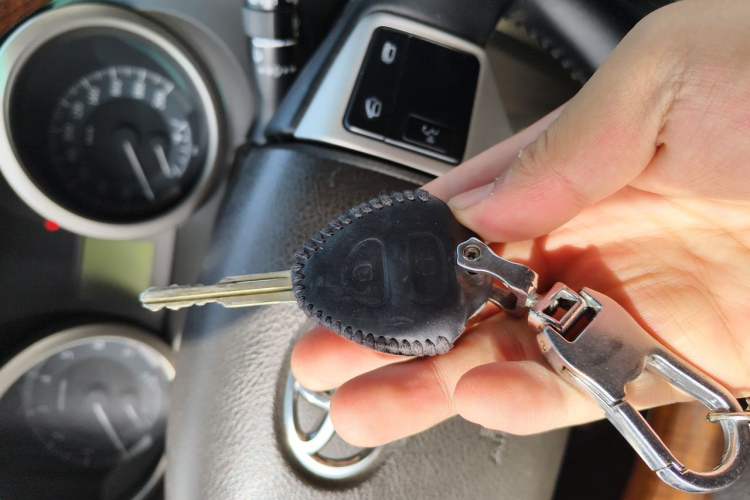 Used Toyota Prado  Vehicle Key