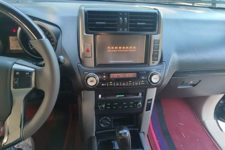 Used Toyota Prado  Audio And AC Panel