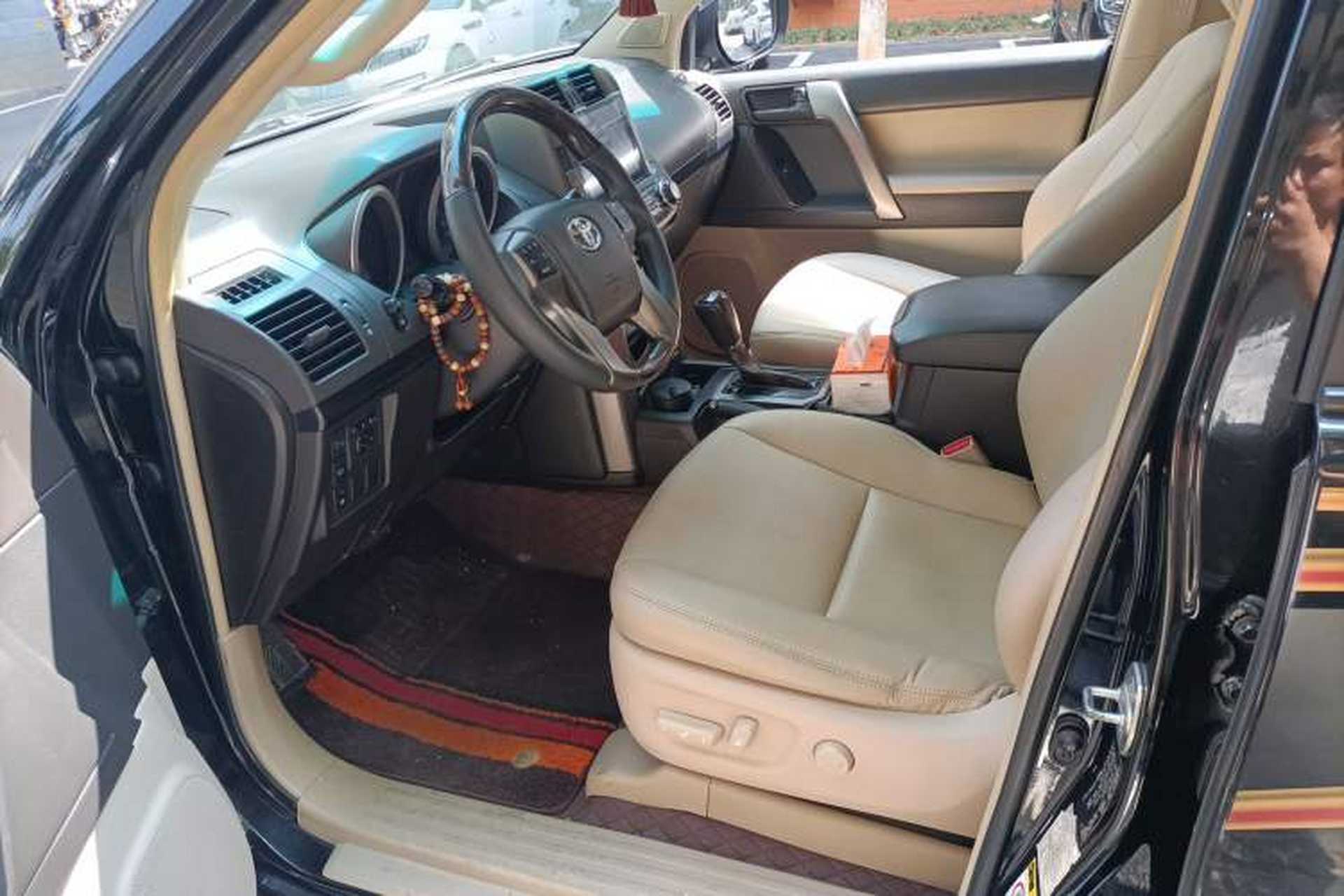 Used Toyota Prado 2012 2.7L Automatic Middle East Version Left Front Seat