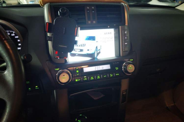 Used Toyota Prado 2012 2.7L Automatic Middle East Version Audio And AC Panel