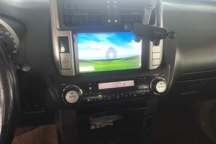 Used Toyota Prado 2012 2.7L Automatic Middle East Version Audio And AC Panel