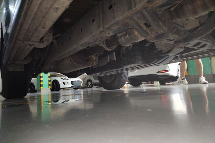 Used Toyota Prado 2012 2.7L Automatic Middle East Version Chassis Front Right