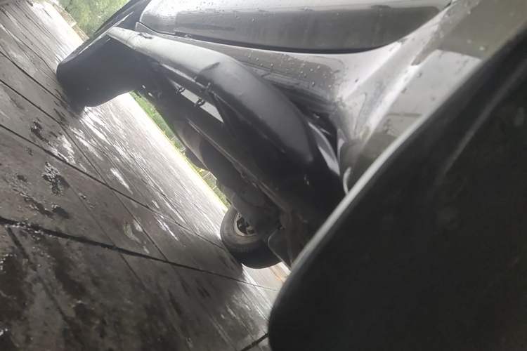 Used Toyota Prado 2012 2.7L Automatic Middle East Version Chassis Front Right
