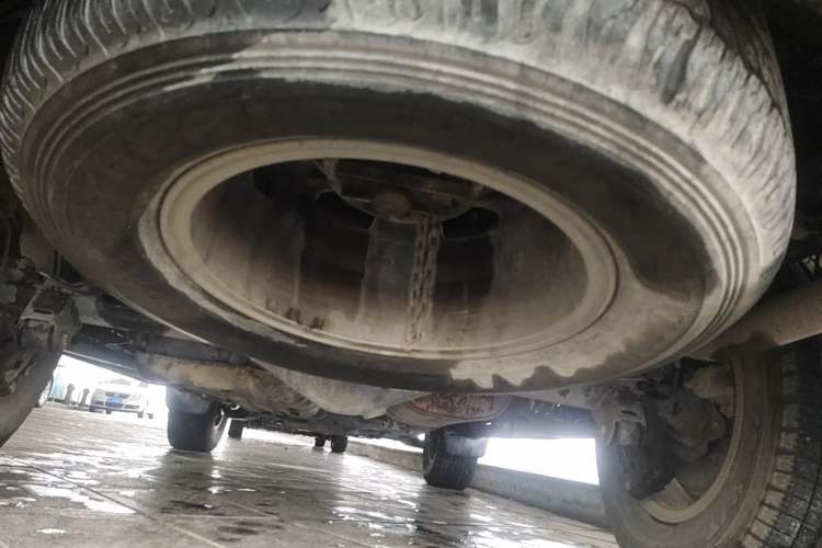 Used Toyota Prado 2012 2.7L Automatic Middle East Version Chassis Rear